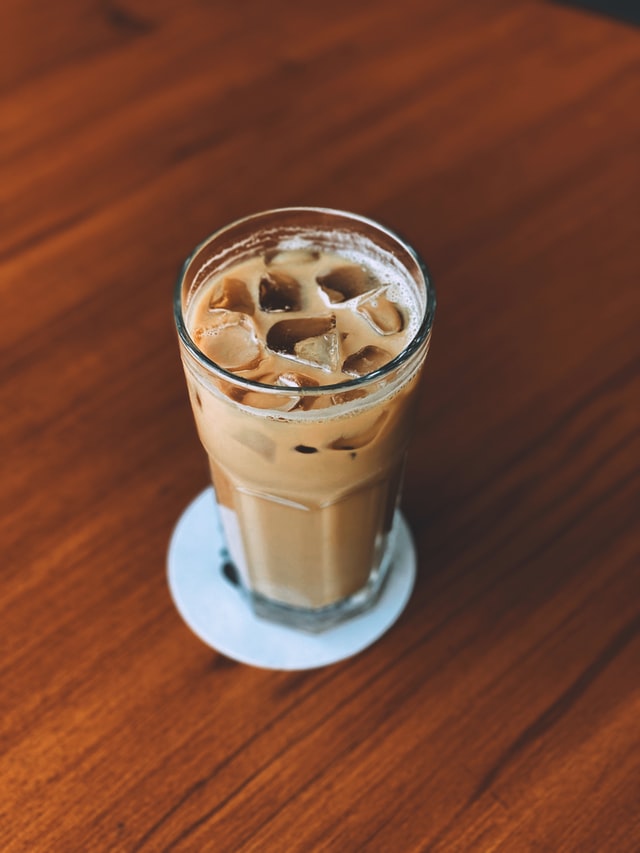 Cómo hacer bebidas clásicas de Café Latte Espresso